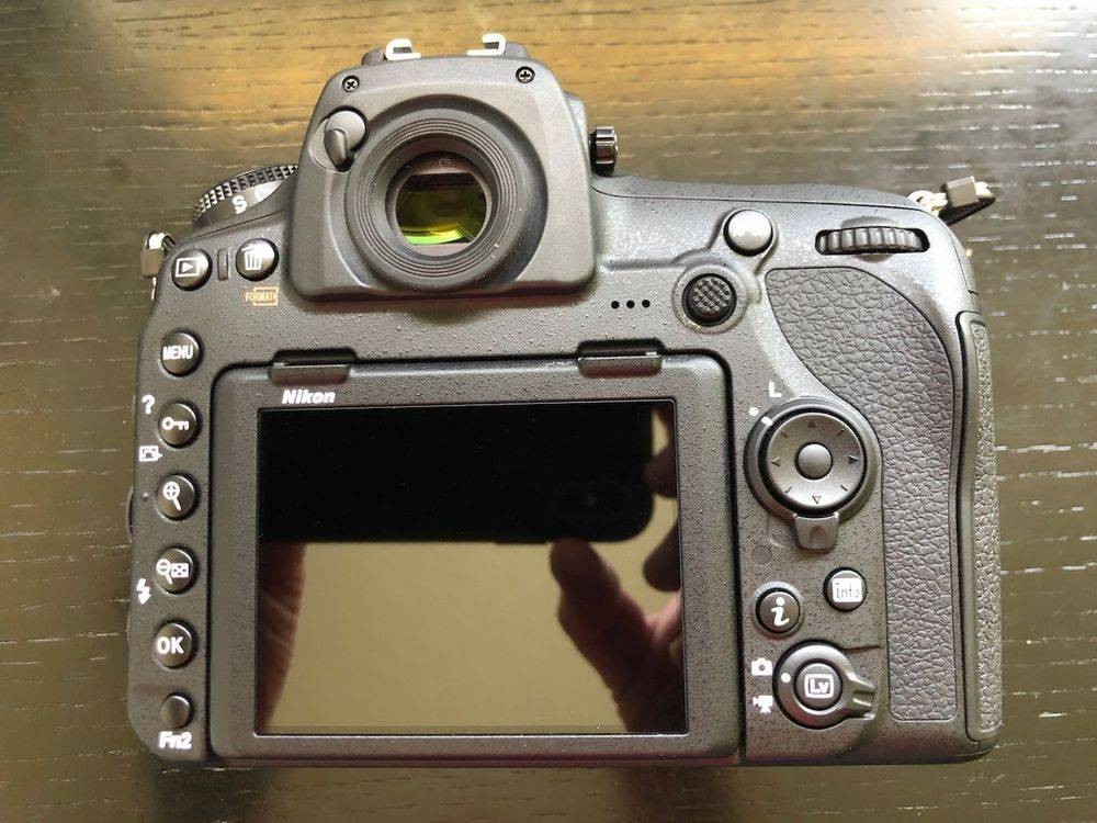 Nikon D850 dans son emballage d'origine